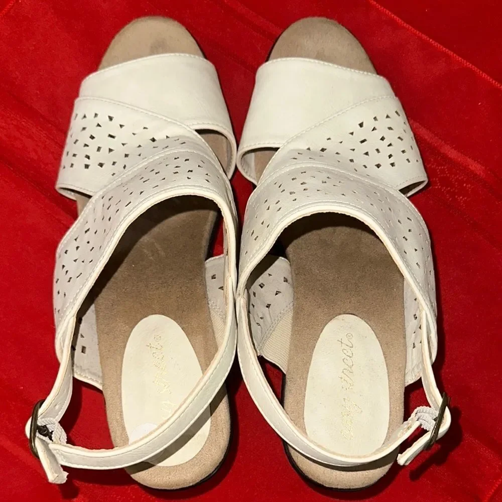 Easy Street White Wedge Sandals with Slingback Size 11